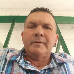 Meet your Posher, Carl